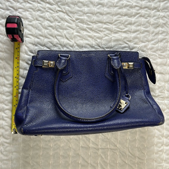 Henri Bendel Carlyle Caviar Bag - Picture 14 of 14